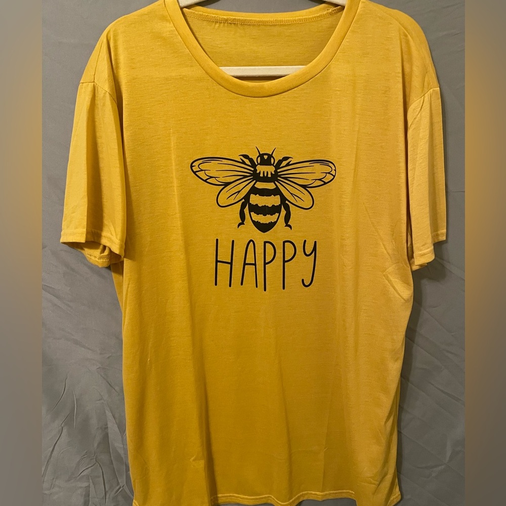 Graphic tee shirt